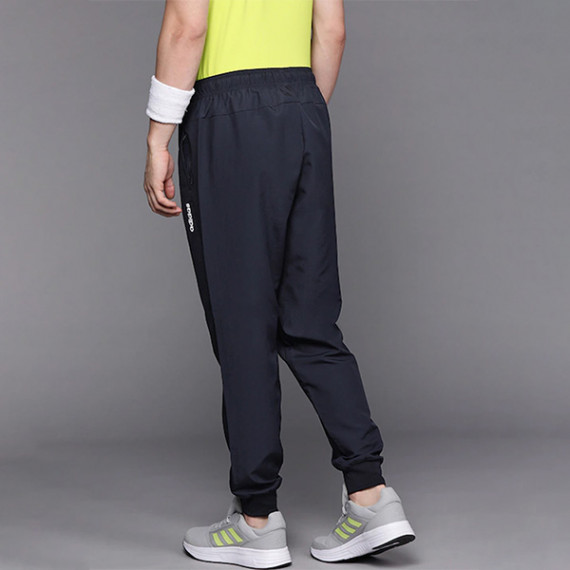 https://www.fabcrab.in/products/men-navy-blue-stanford-solid-joggers