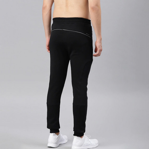 https://www.fabcrab.in/products/men-black-solid-rapid-dry-running-joggers