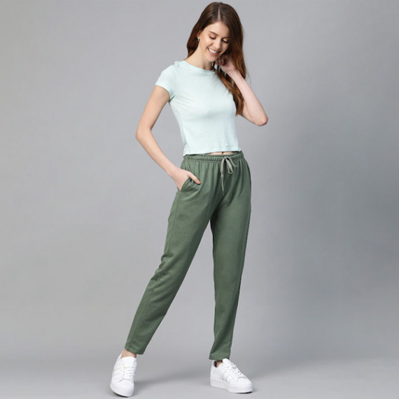 https://www.fabcrab.in/products/women-black-solid-side-stripes-cropped-track-pants