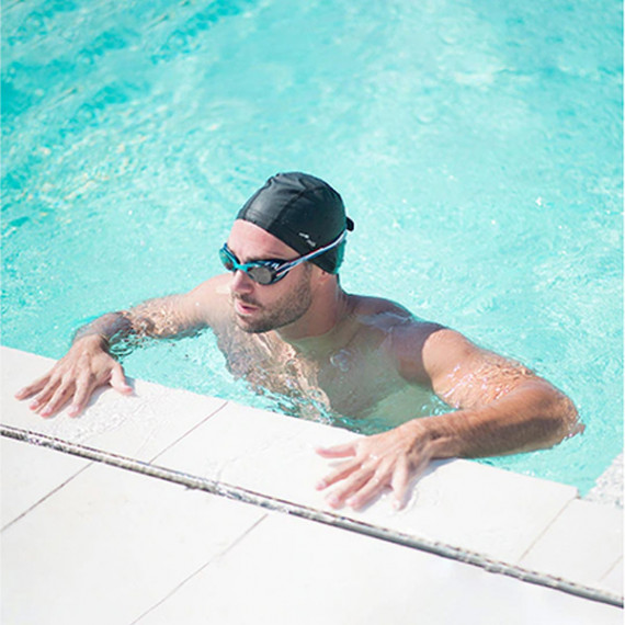 https://www.fabcrab.in/products/black-solid-swimming-cap