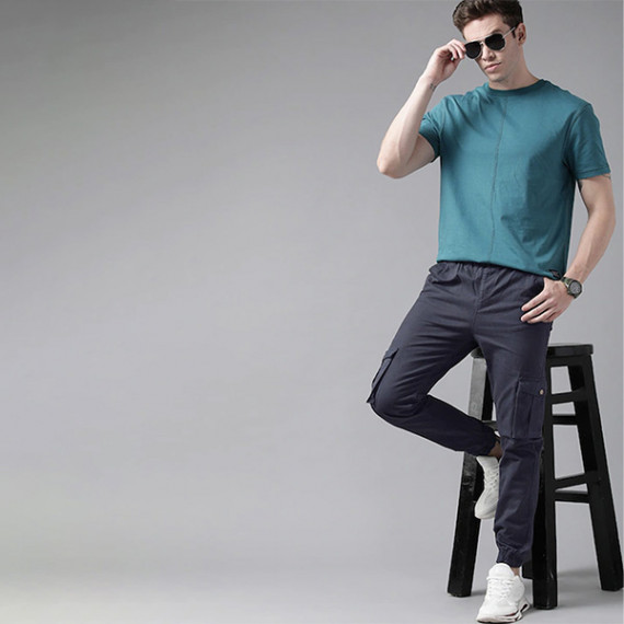 https://www.fabcrab.in/products/men-navy-blue-solid-mid-rise-woven-pure-cotten-cargo-trousers