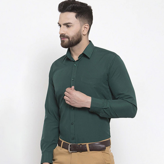 https://www.fabcrab.in/products/men-green-slim-fit-solid-formal-shirt