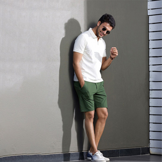 https://www.fabcrab.in/products/men-green-4way-stretch-chino-shorts