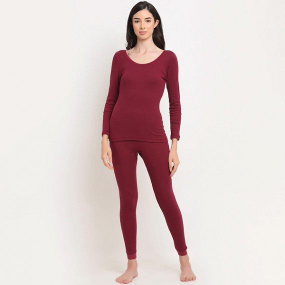https://www.fabcrab.in/products/women-maroon-striped-thermal-top