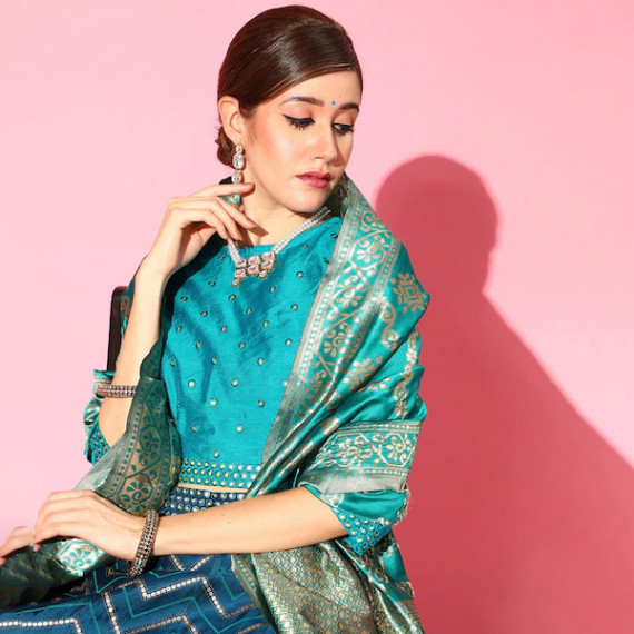 https://www.fabcrab.in/products/women-navy-blue-embellished-ready-to-wear-lehenga-blouse-with-dupatta